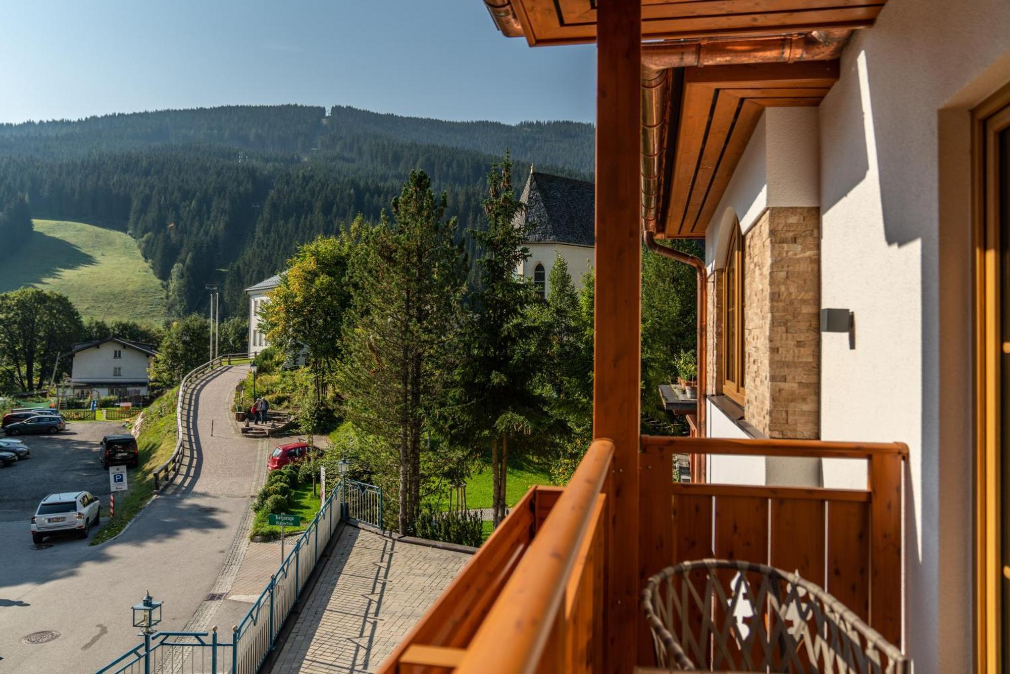 Hotel Am Sonnenhuegel Filzmoos Extérieur photo